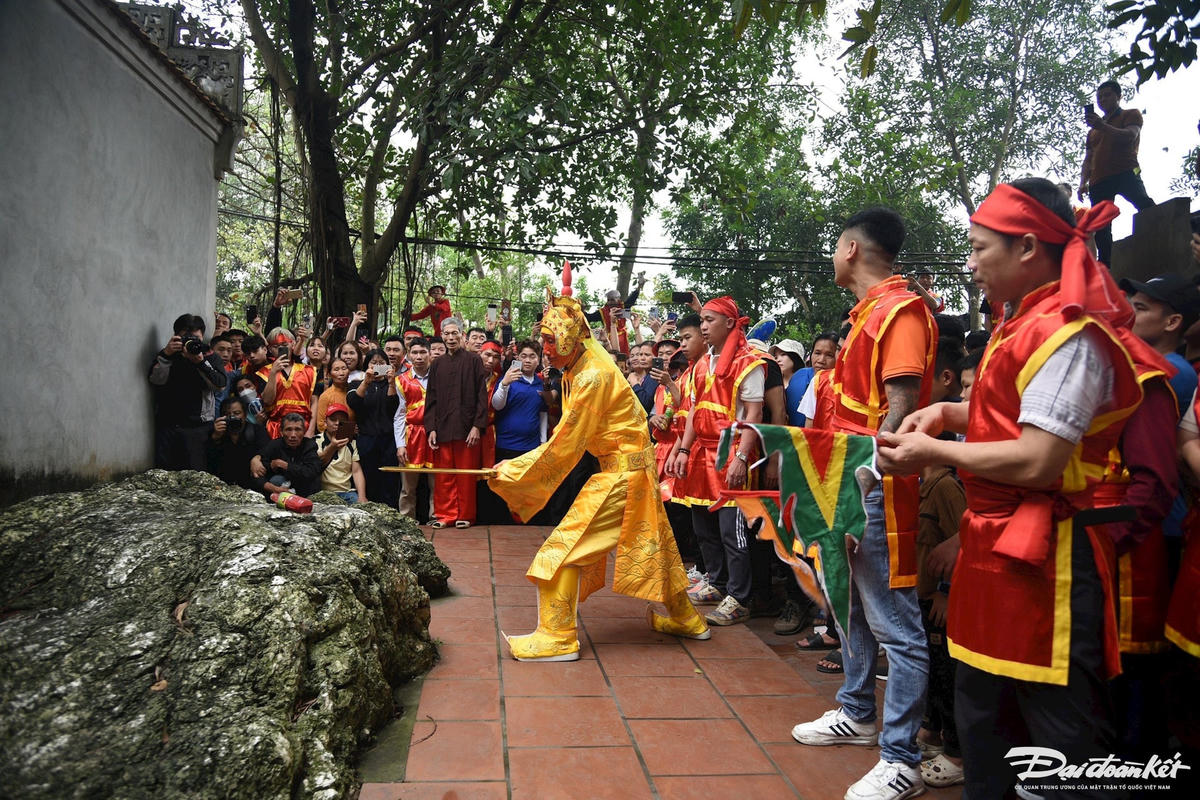 W_le_hoi_den_sai-le-khanh34.jpg