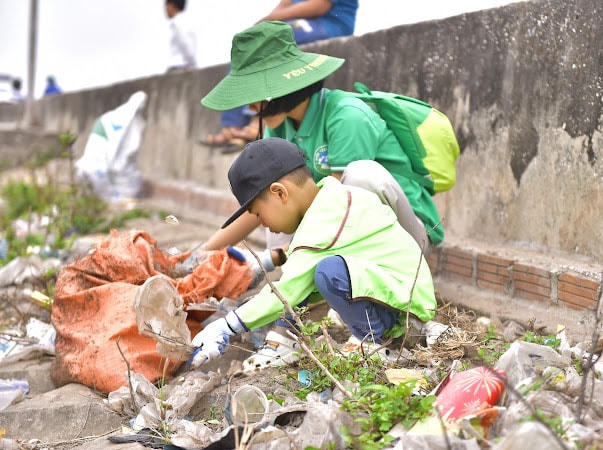 Nam Định: Nỗi lo rác thải tại biển Giao Hải