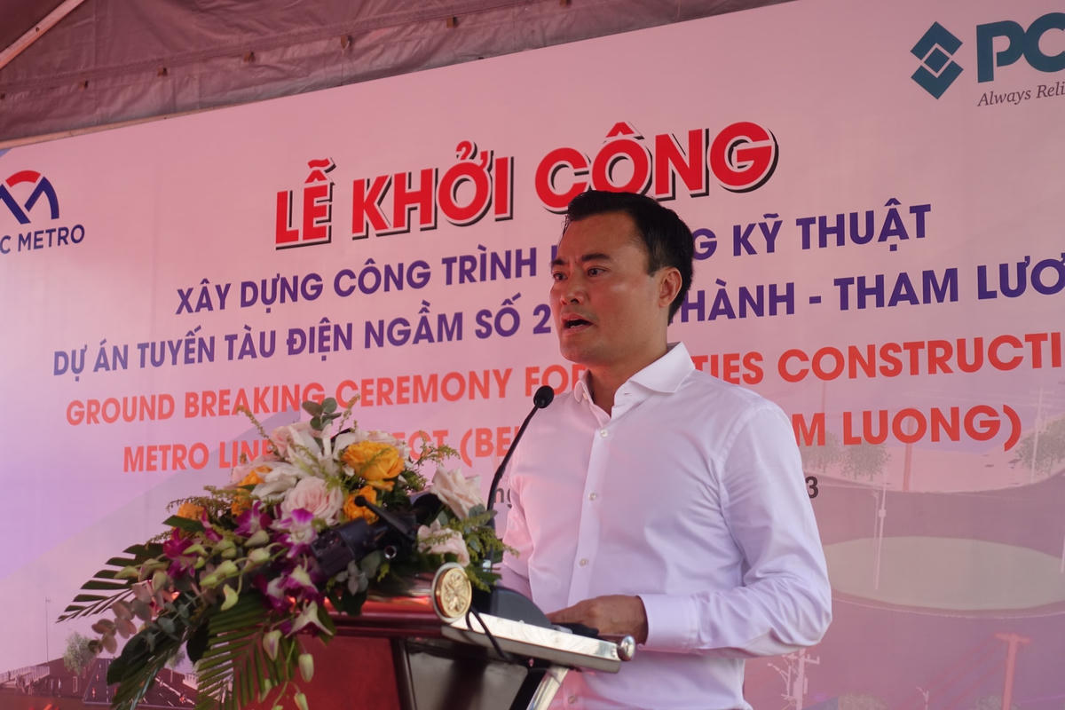 Phó Chủ tịch UBND TP HCM Bùi Xuân Cường phát biểu tại lễ khởi công.