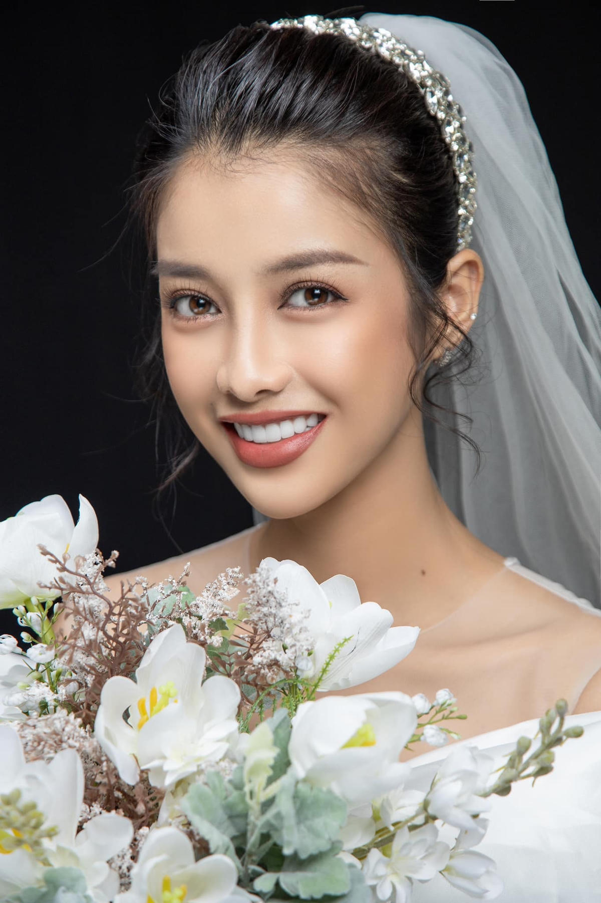 Trình Mỹ Duyên từng vào vai Kiều trong bộ phim do Mai Thu Huyền sản xuất trước khi tham gia phim "Đừng nói khi yêu". Ảnh: FBNV. 