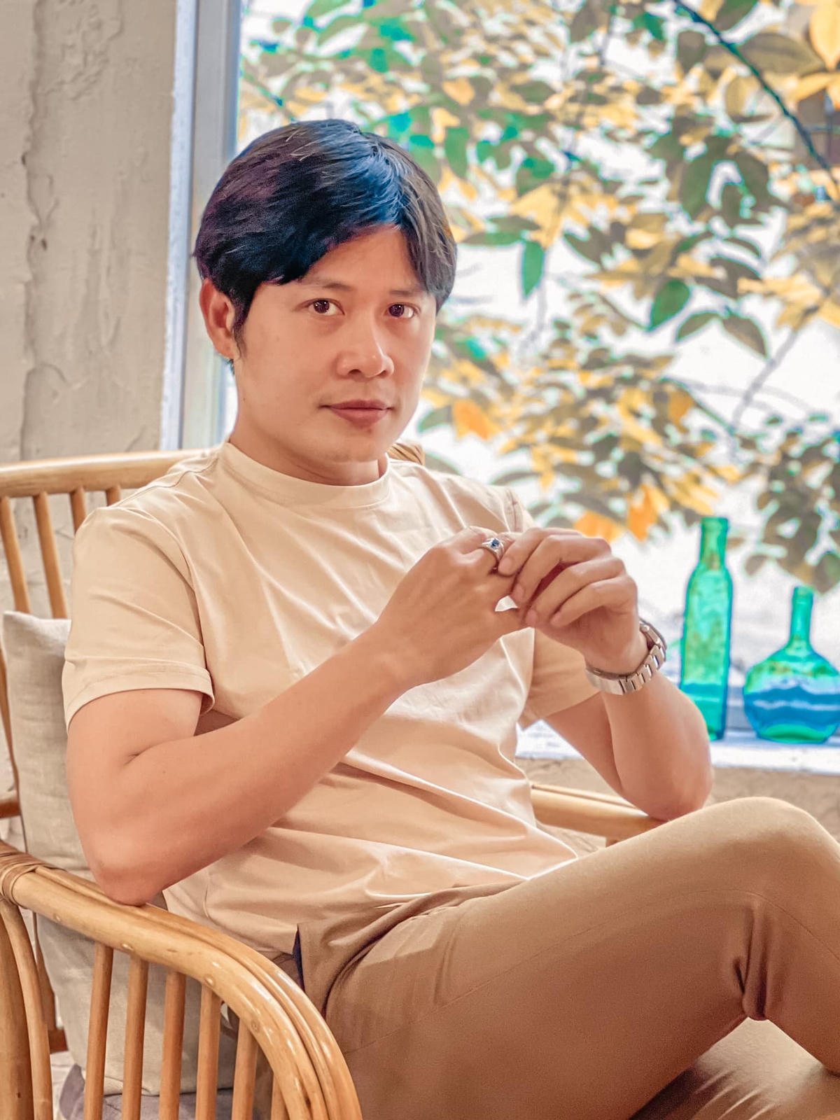 Nhạc sĩ Nguyễn Văn Chung cho rằng: "Nhiều ca khúc nhạc chế hiện giờ có nội dung độc hại, ca từ vớ vẩn, nhảm nhí, không có giá trị giải trí lành mạnh và ảnh hưởng xấu đến đầu óc, suy nghĩ trẻ nhỏ". Ảnh: FBNV. 