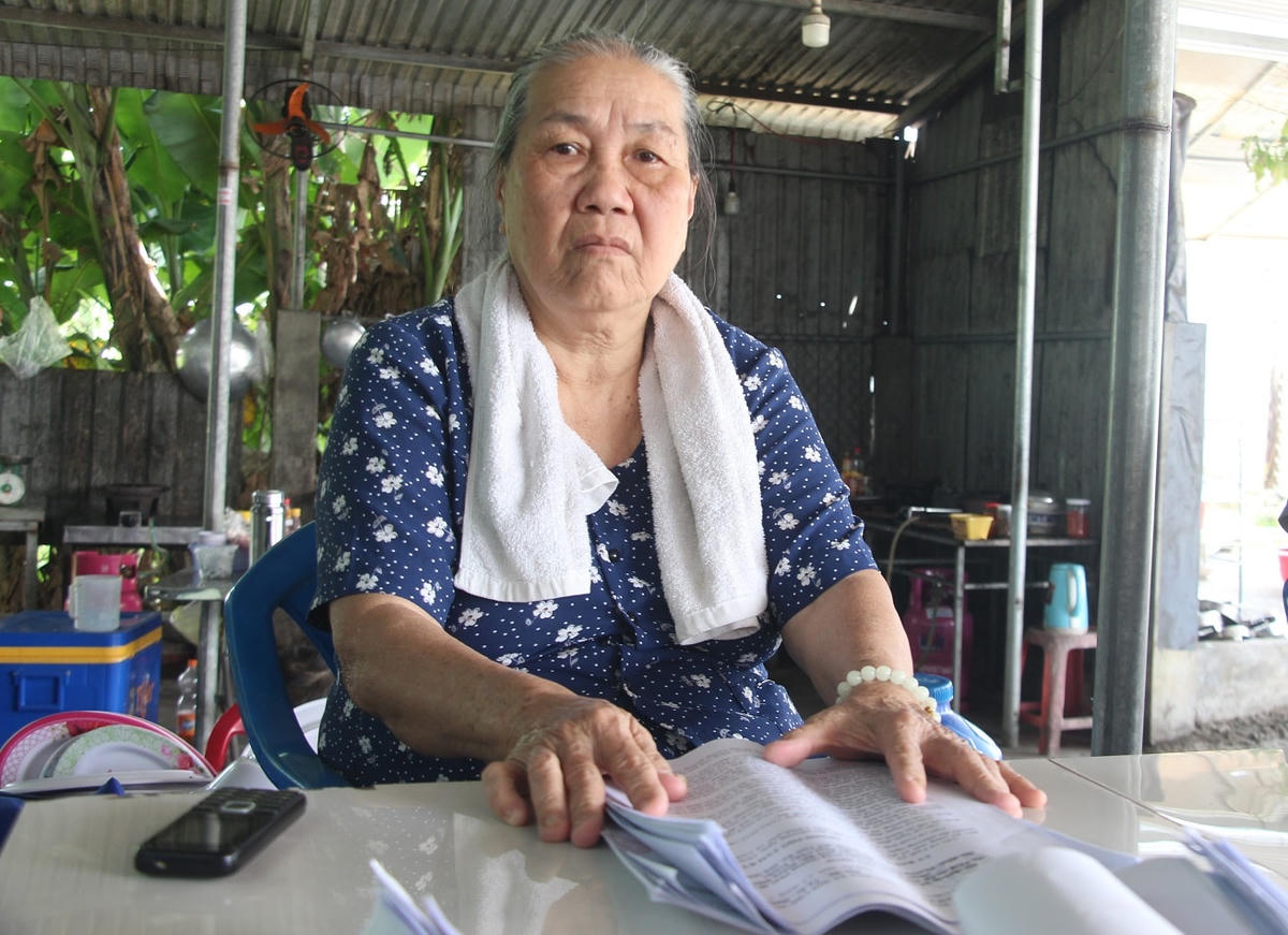 Bà Nguyễn Thị Tỵ nói về việc giải tỏa đền bù của gia đình bà.