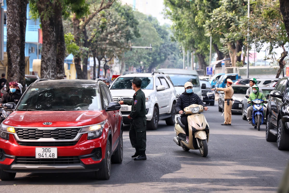 Thượng tá Phạm Quang Huy, Phó cục trưởng Cục Cảnh sát giao thông (Bộ Công an) cho biết, việc kiểm soát vi phạm nồng độ cồn được lực lượng Cảnh sát giao thông toàn quốc duy trì trên các tuyến đường và tập trung vào mọi khung giờ.