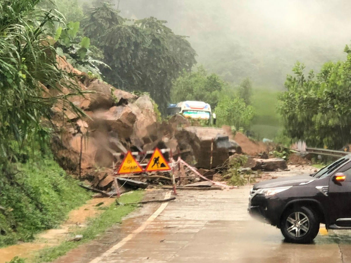 Địa điểm sạt lở tại Km 1364, trên đường Hồ Chí Minh. 