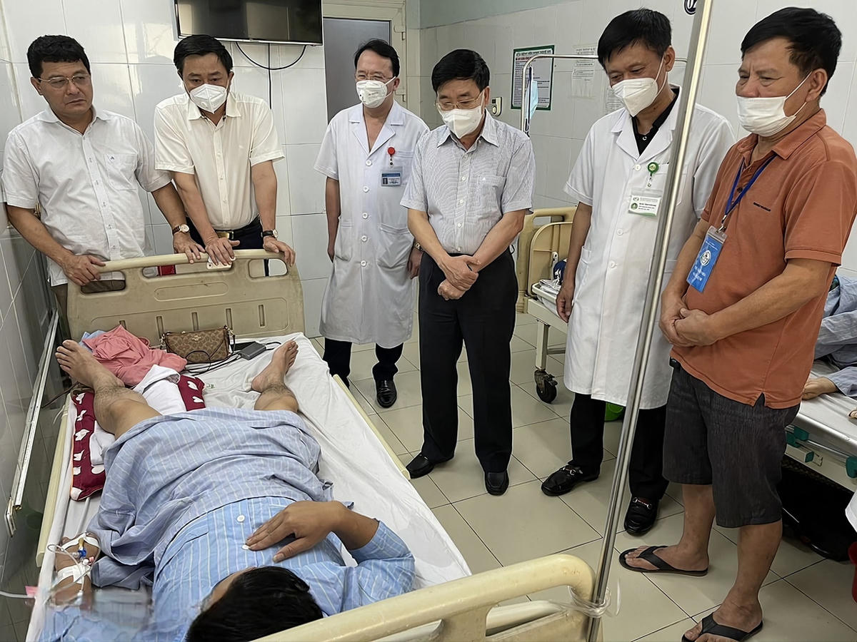 Bắt 2 đối tượng dắt hàng nóng vận chuyển 15 bánh heroin