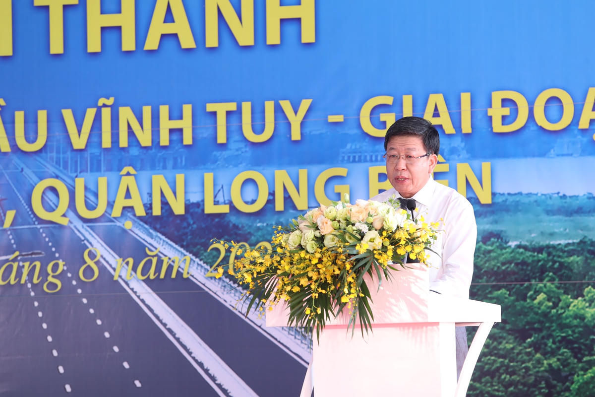 Ông Dương Đức Tuấn, Phó Chủ tịch UBND TP Hà Nội phát biểu tại buổi lễ Khánh thành.