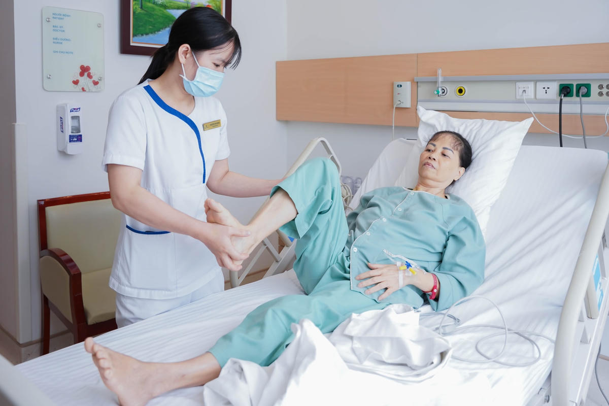 “5 phút vàng” hồi sinh bệnh nhân vỡ tim, 2 lần chết lâm sàng