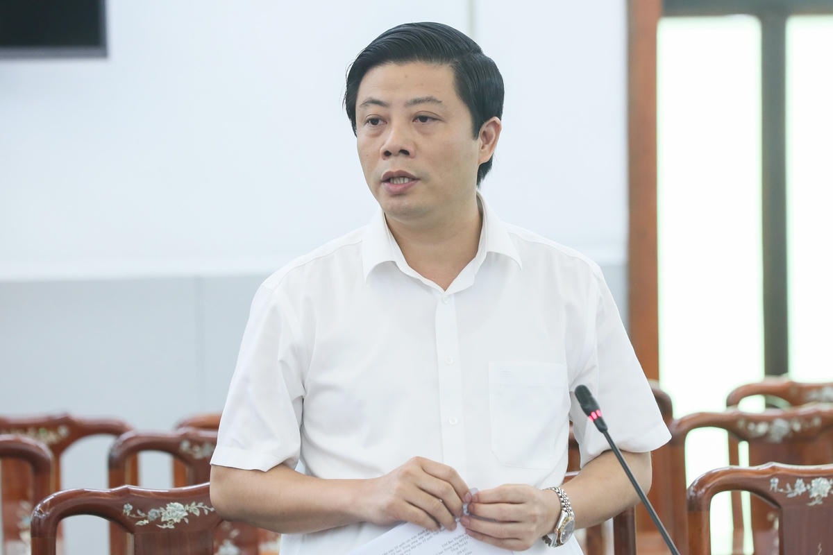Ông Lương Ngọc Thạch, Phó Chủ tịch Ủy ban MTTQ tỉnh Phú Thọ phát biểu tại Hội nghị.