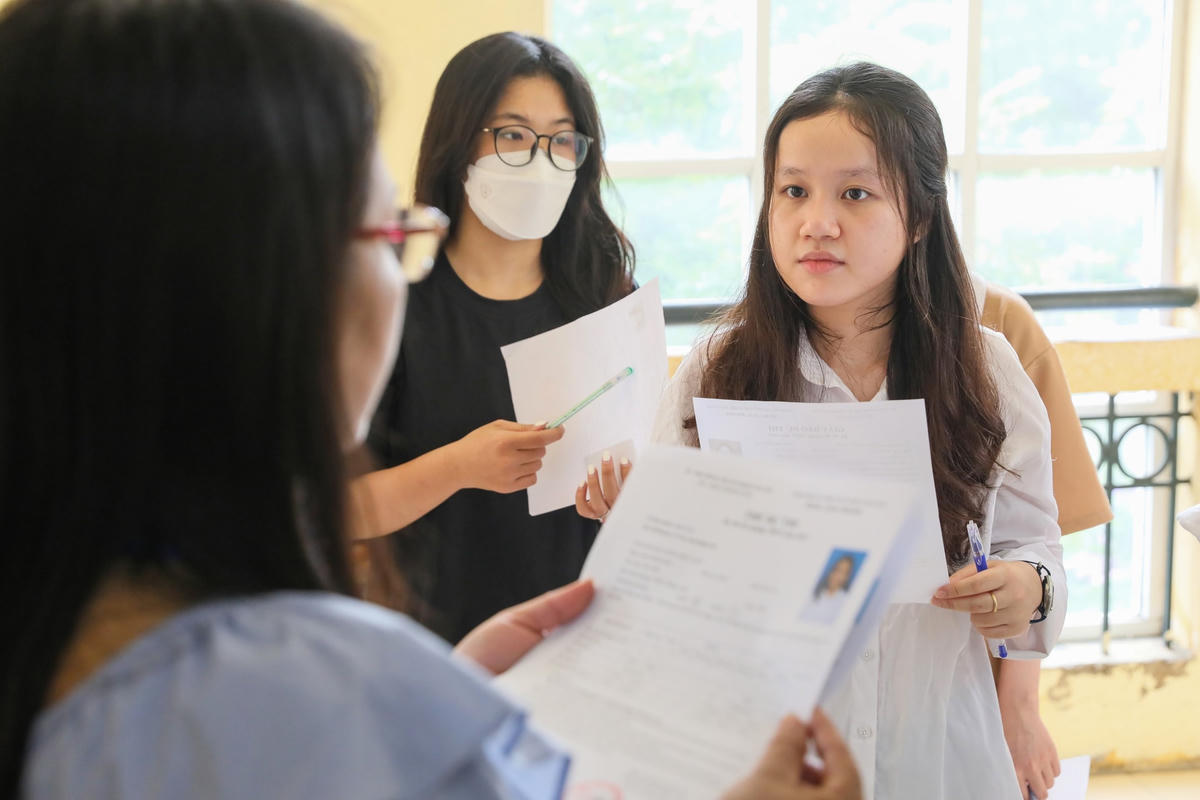 Cả nước có  1.024.063 thí sinh đăng ký dự thi tốt nghiệp THPT 2023.