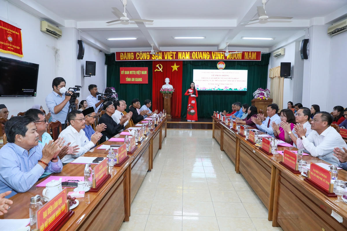 Quang cảnh buổi Lễ Phát động Tháng cao điểm “Vì người nghèo” năm 2022.