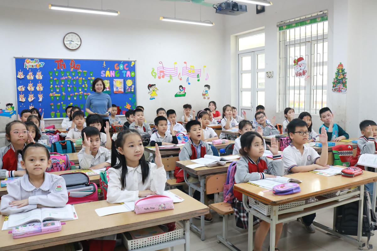 Một tiết học của cô và trò Trường Tiểu học Đông Thái (quận Tây Hồ, Hà Nội)
