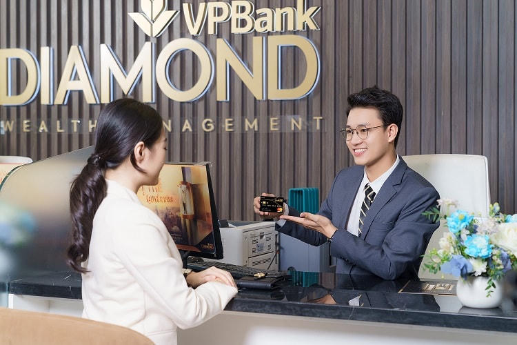 Quy mô khách hàng của VPBank liên tục mở rộng và tăng trưởng trong 6 tháng đầu năm 2022