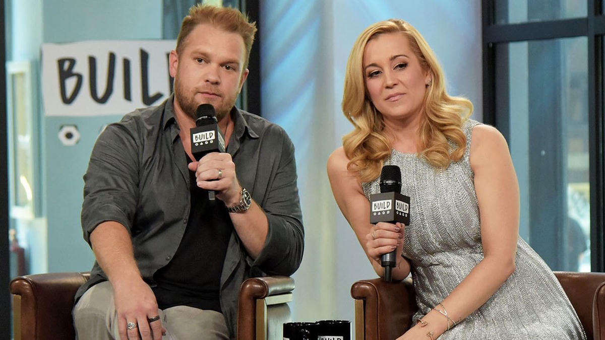 Kyle Jacobs và vợ - ca sĩ Kellie Pickler (top 6 American Idol mùa thứ 5). 