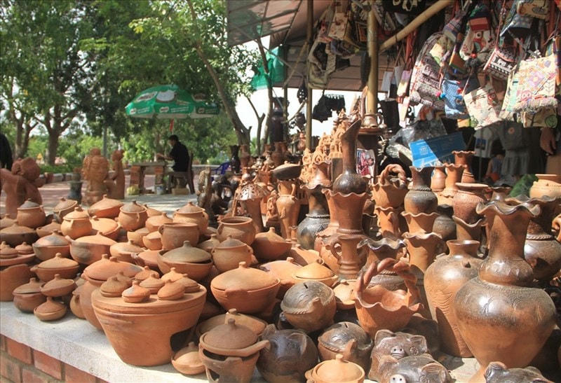 Gốm Bàu Trúc.