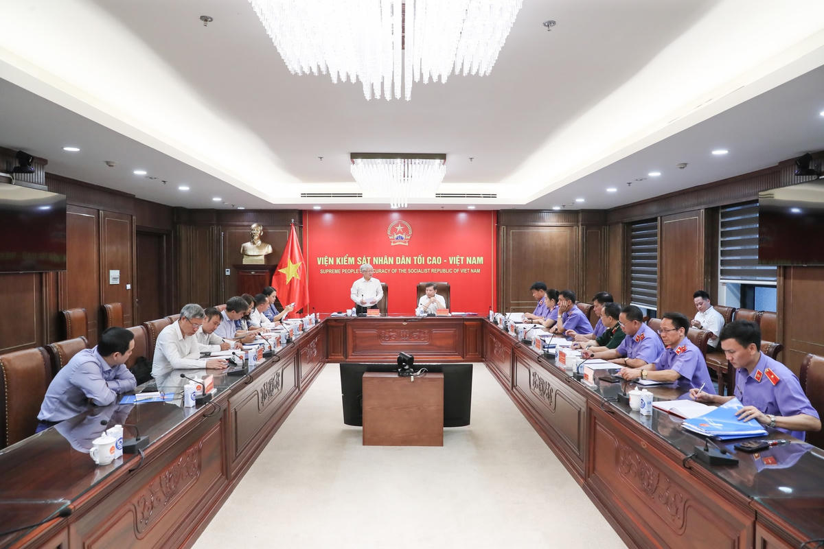 Quang cảnh buổi làm việc.