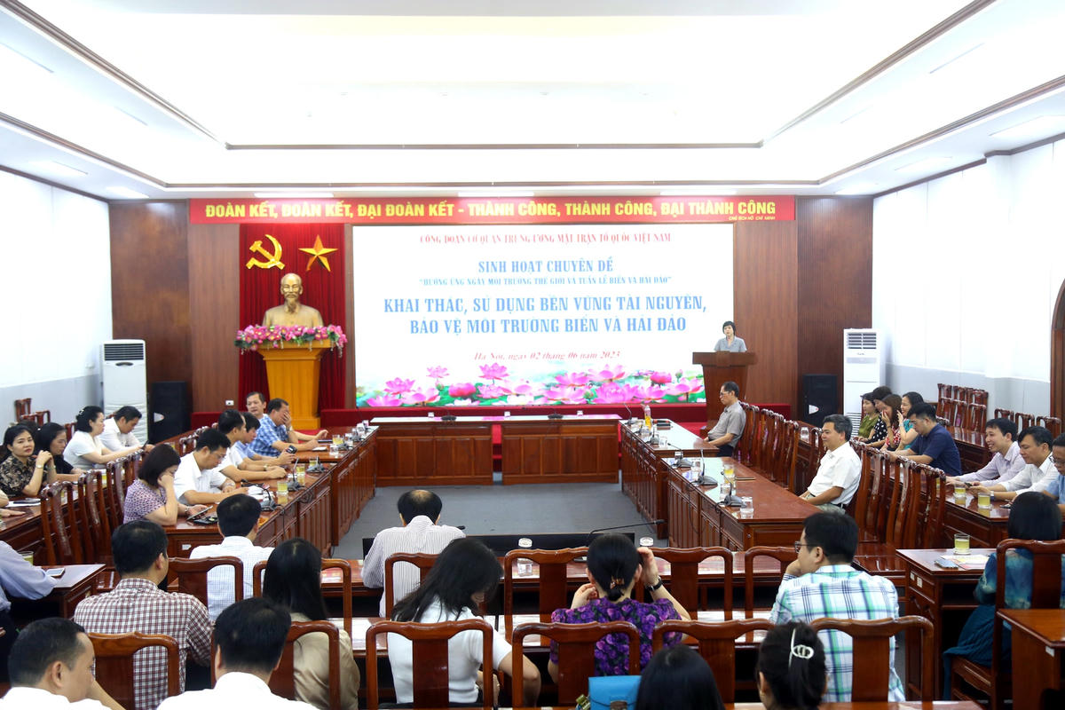 Toàn cảnh buổi sinh hoạt chuyên đề. Ảnh: Kỳ Anh.