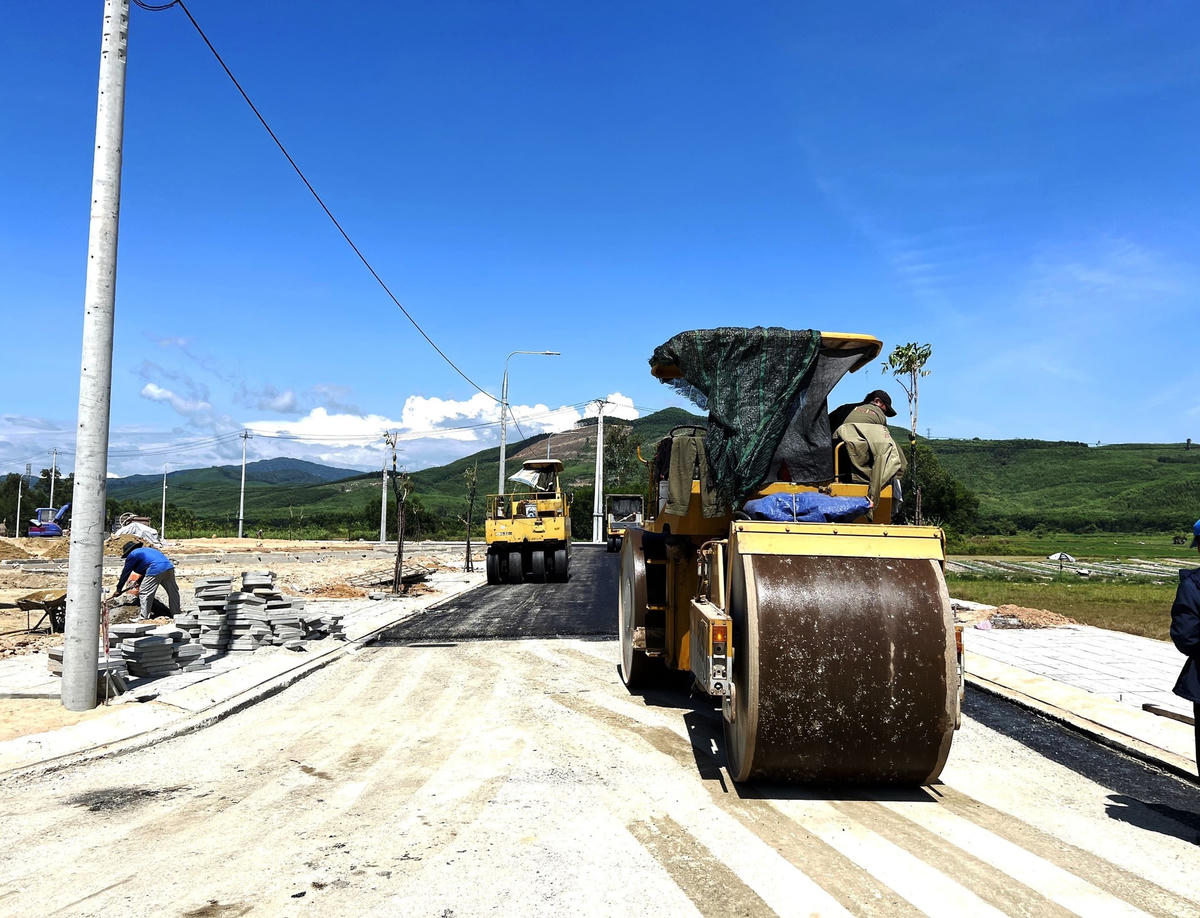 Đơn vị đang hoàn thiện khu tái định cư để người dân vào ở.