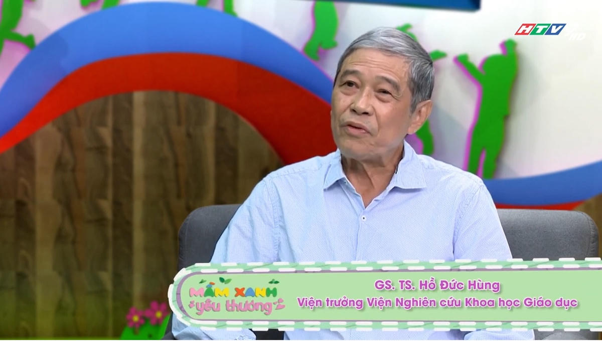 GS.TS Hồ Đức Hùng chia sẻ tại chương trình.