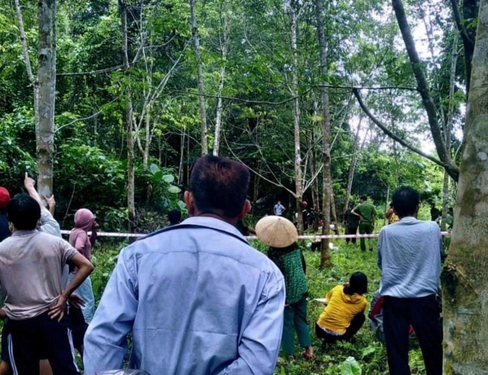Hiện trường nơi người đàn ông gặp nạn. Ảnh: Duy Cường.