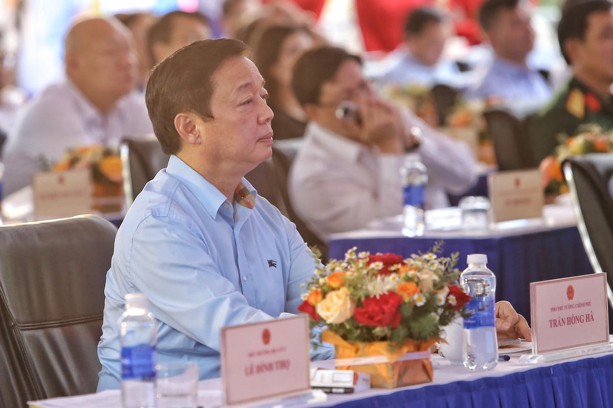 Phó Thủ tướng Chính phủ Trần Hồng Hà tham dự tại điểm cầu Thanh Hóa.