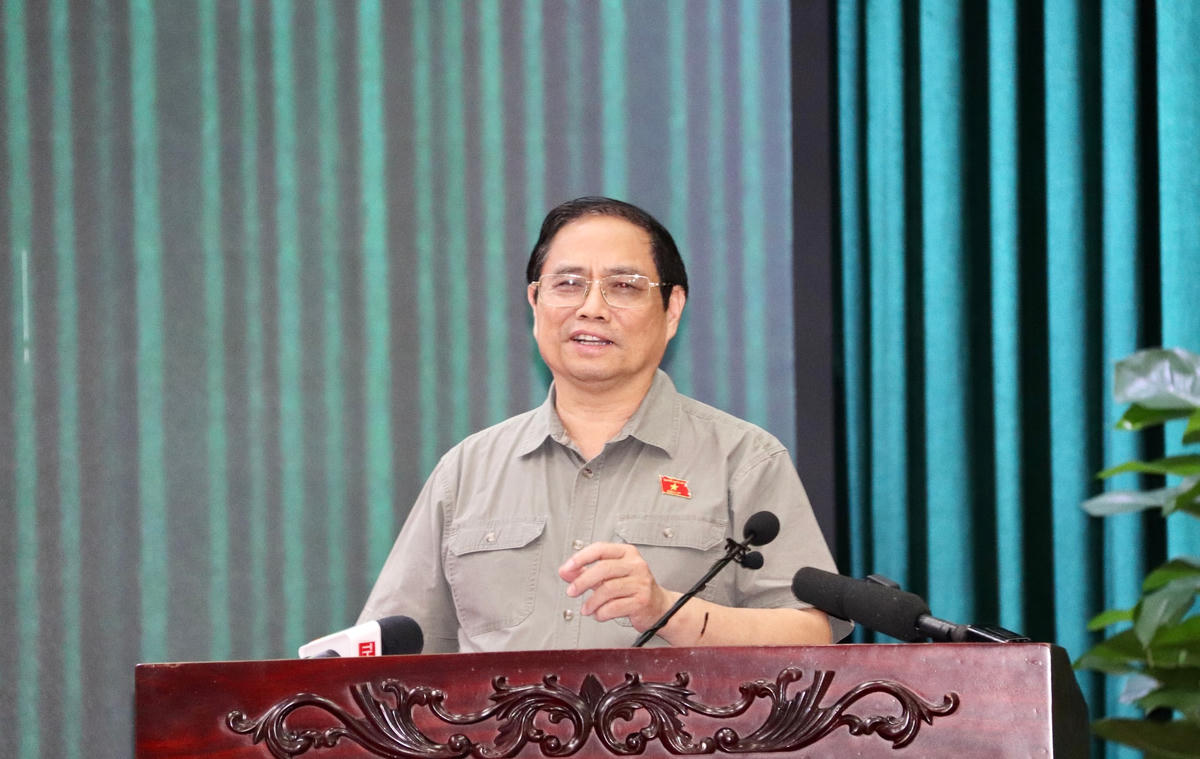 Thủ tướng Chính phủ Phạm Minh Chính phát biểu tại buổi tiếp xúc cử tri.