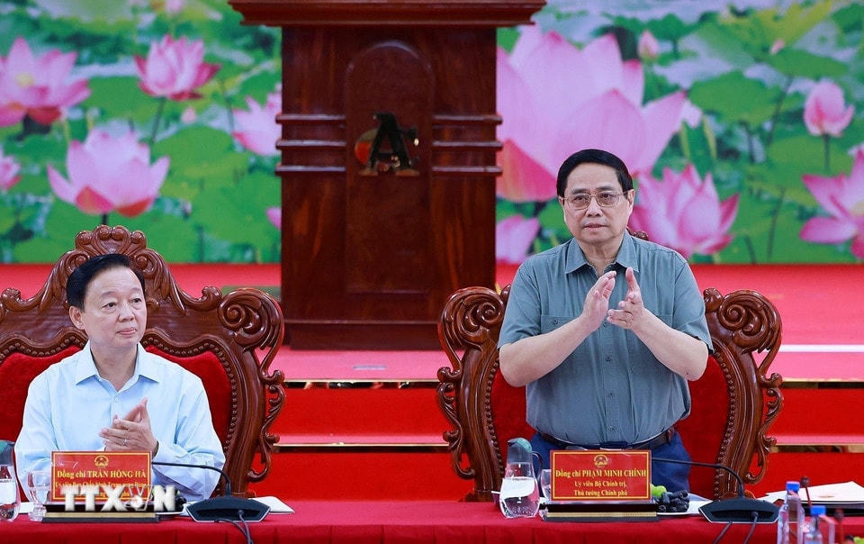 Thủ tướng Phạm Minh Chính chủ trì Hội nghị về thực hiện mô hình chính quyền địa phương 2 cấp và triển khai các dự án trọng điểm vùng Đồng bằng sông Cửu Long. (Ảnh: Dương Giang/TTXVN)