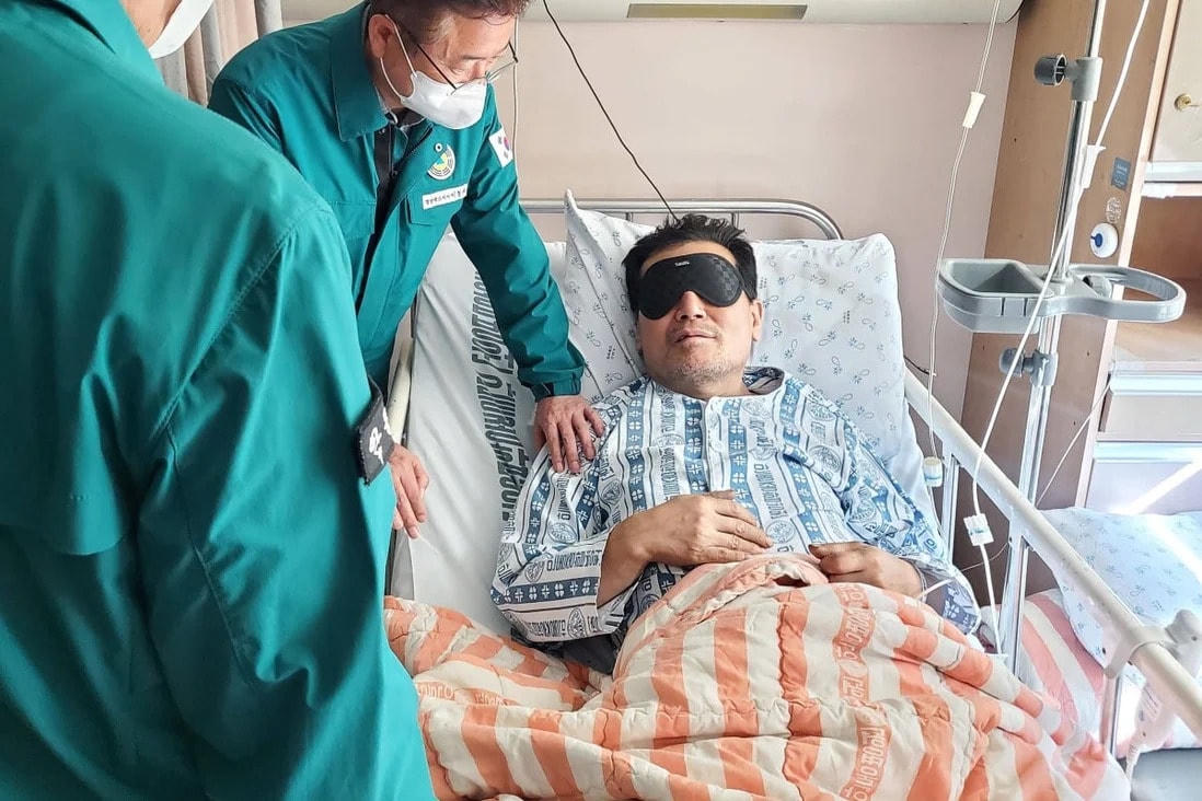 Người thợ mỏ sống sót sau 9 ngày dưới lòng đất nhờ bột cà phê hòa tan. Ảnh: AFP