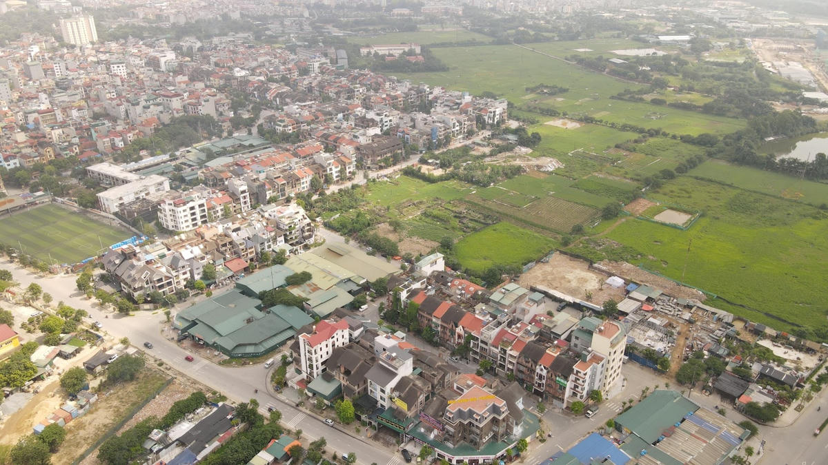 Nhiều ý kiến băn khoăn về phương pháp định giá đất. Ảnh: Quang Vinh.