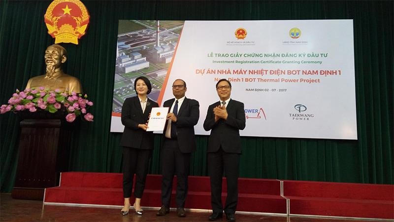 Dự án Nhà máy nhiệt điện Nam Định 1 được Bộ Kế hoạch và Đầu tư cấp Giấy chứng nhận đăng ký đầu tư từ năm 2017 và được chuẩn bị từ trước đó nhiều năm.