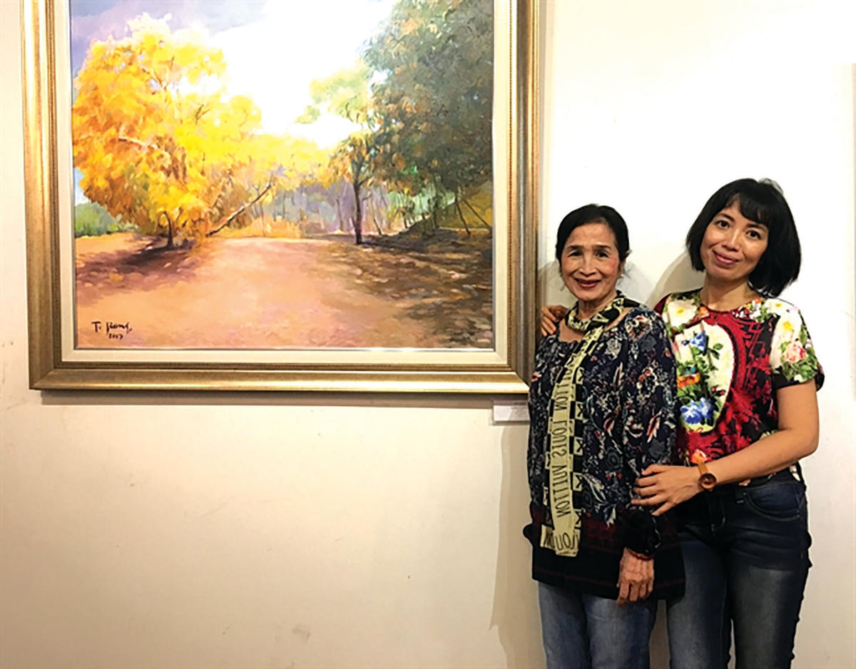 NSND Trà Giang và con gái - nghệ sĩ piano Bích Trà.  