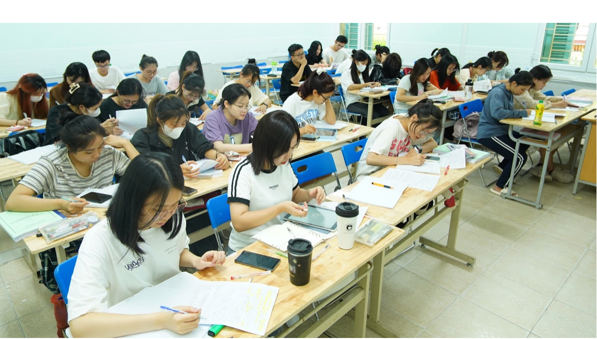 Cần cân nhắc nhiều yếu tố trước khi chọn học một ngoại ngữ.