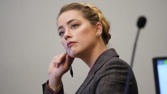 Amber Heard thuê nhóm pháp lý mới để kháng cáo