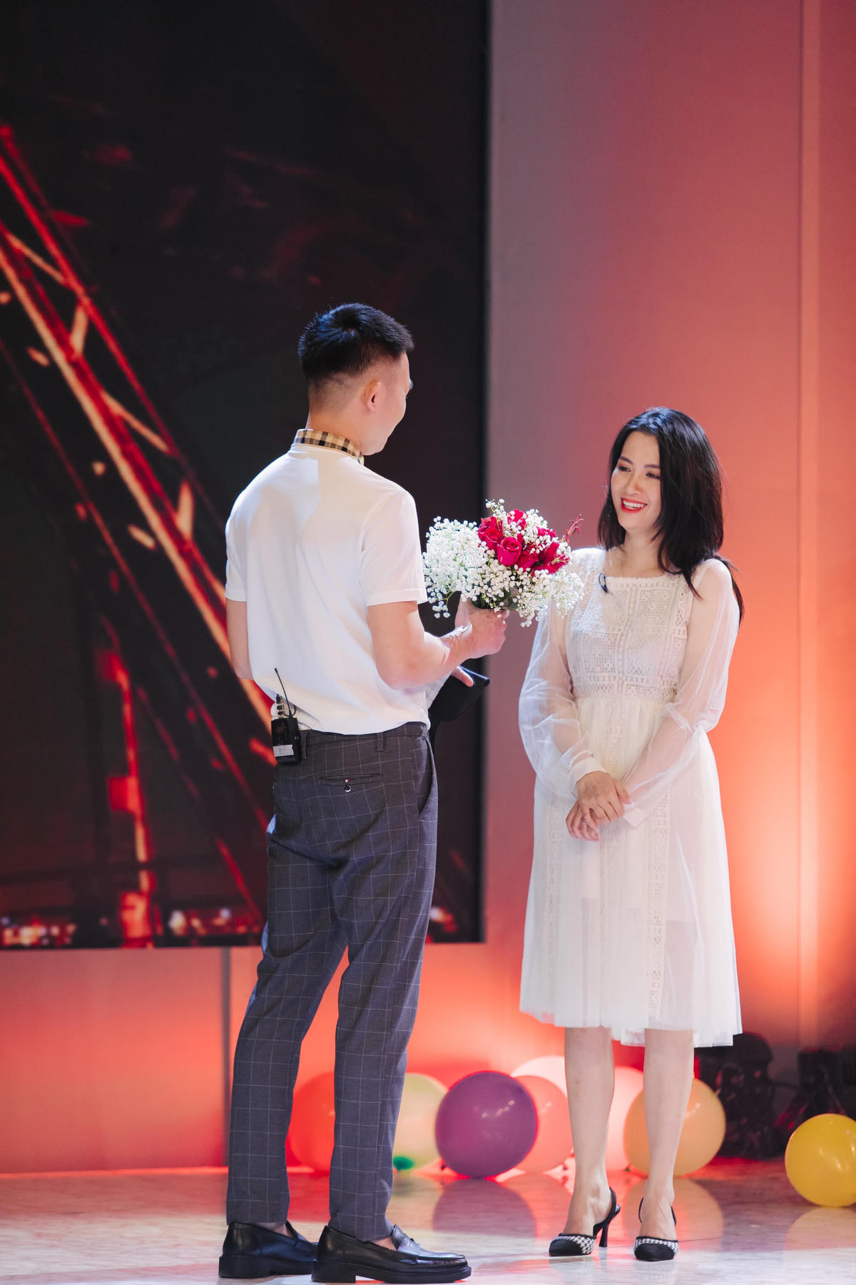 Những khoảnh khắc cảm xúc, chân tình tạo nên màu sắc riêng cho "Khách sạn 5 sao".