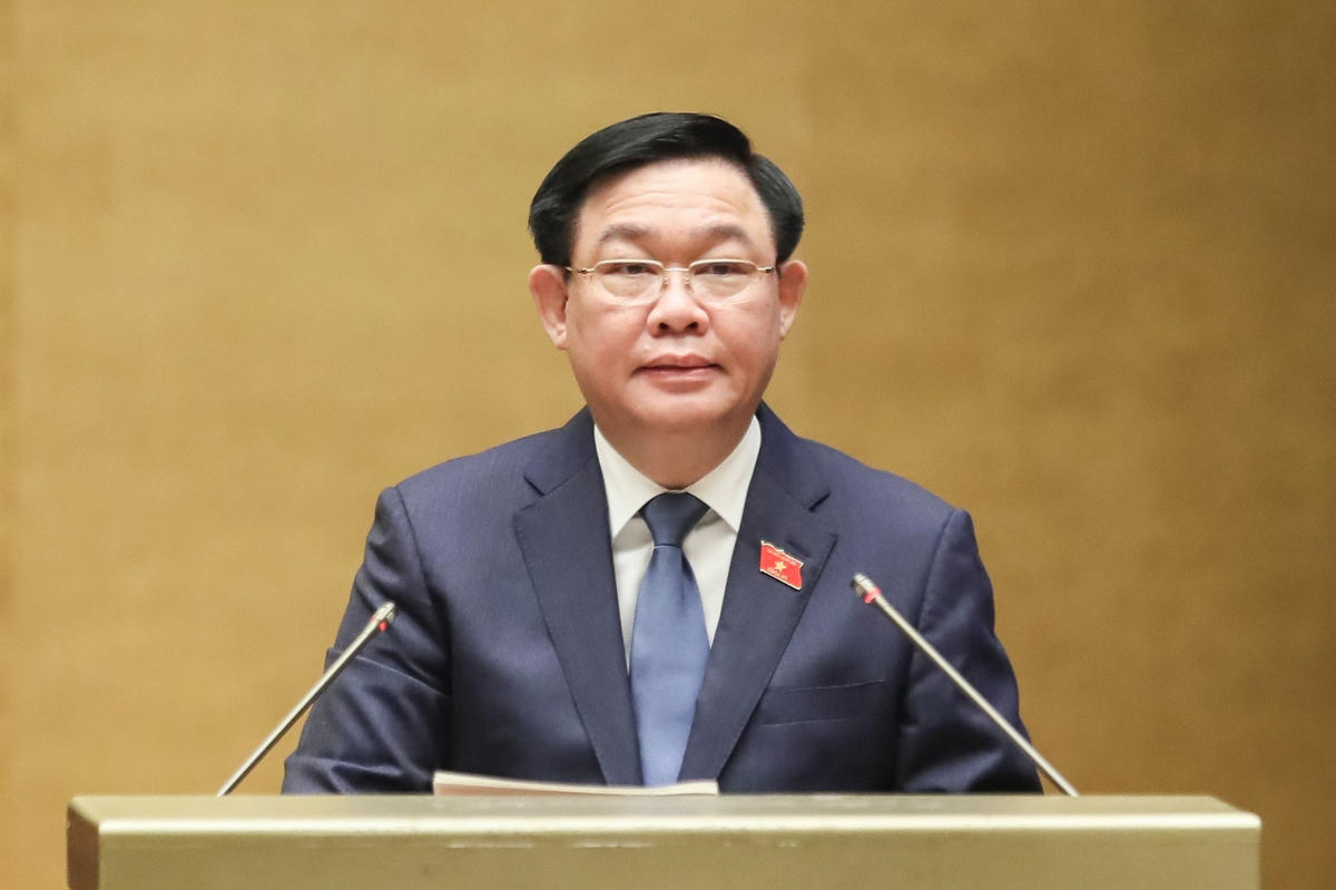 Chủ tịch Quốc hội Vương Đình Huệ phát biểu tại phiên chất vấn (Ảnh: Quang Vinh)