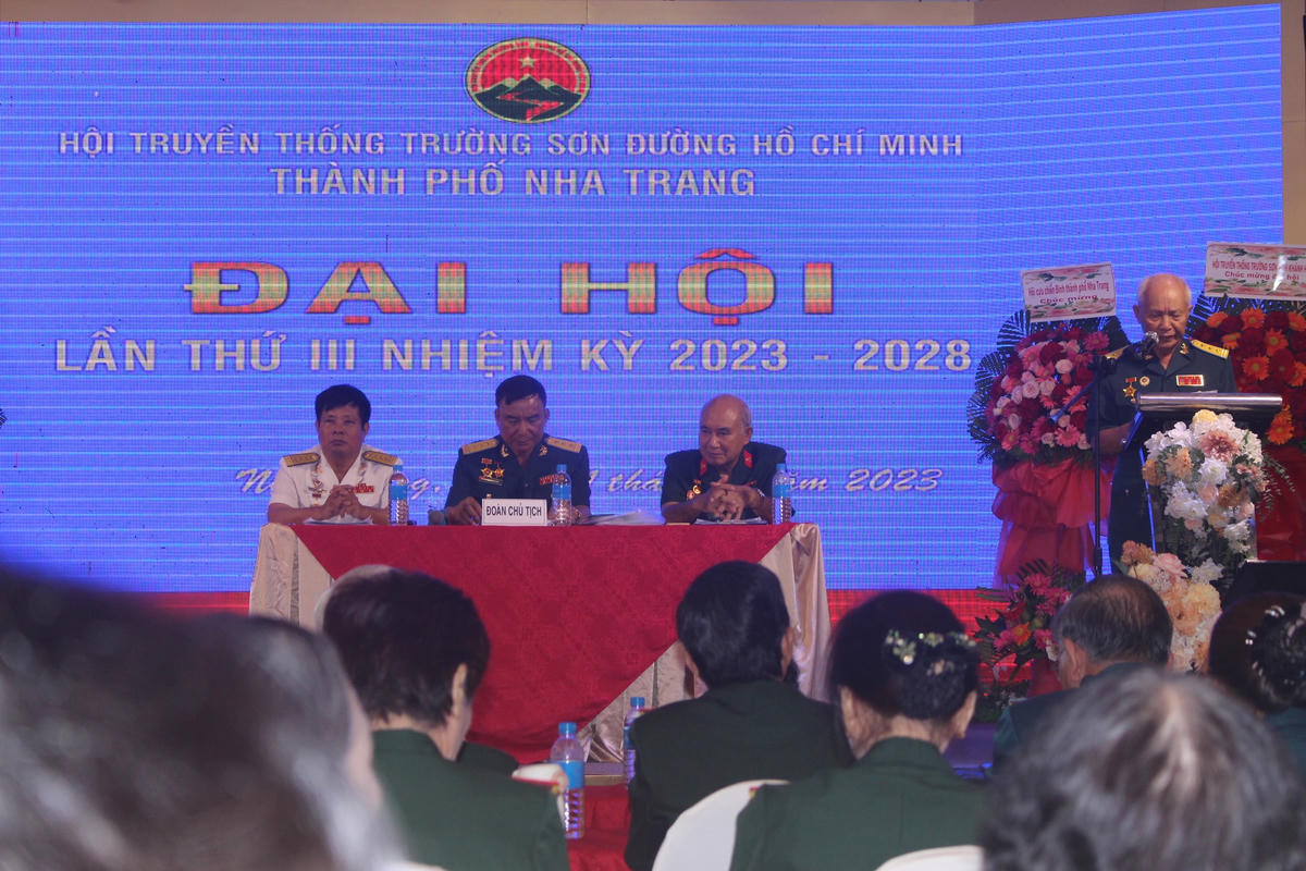 Đại hội Hội truyền thống Trường Sơn đường Hồ Chí Minh thành phố Nha Trang.