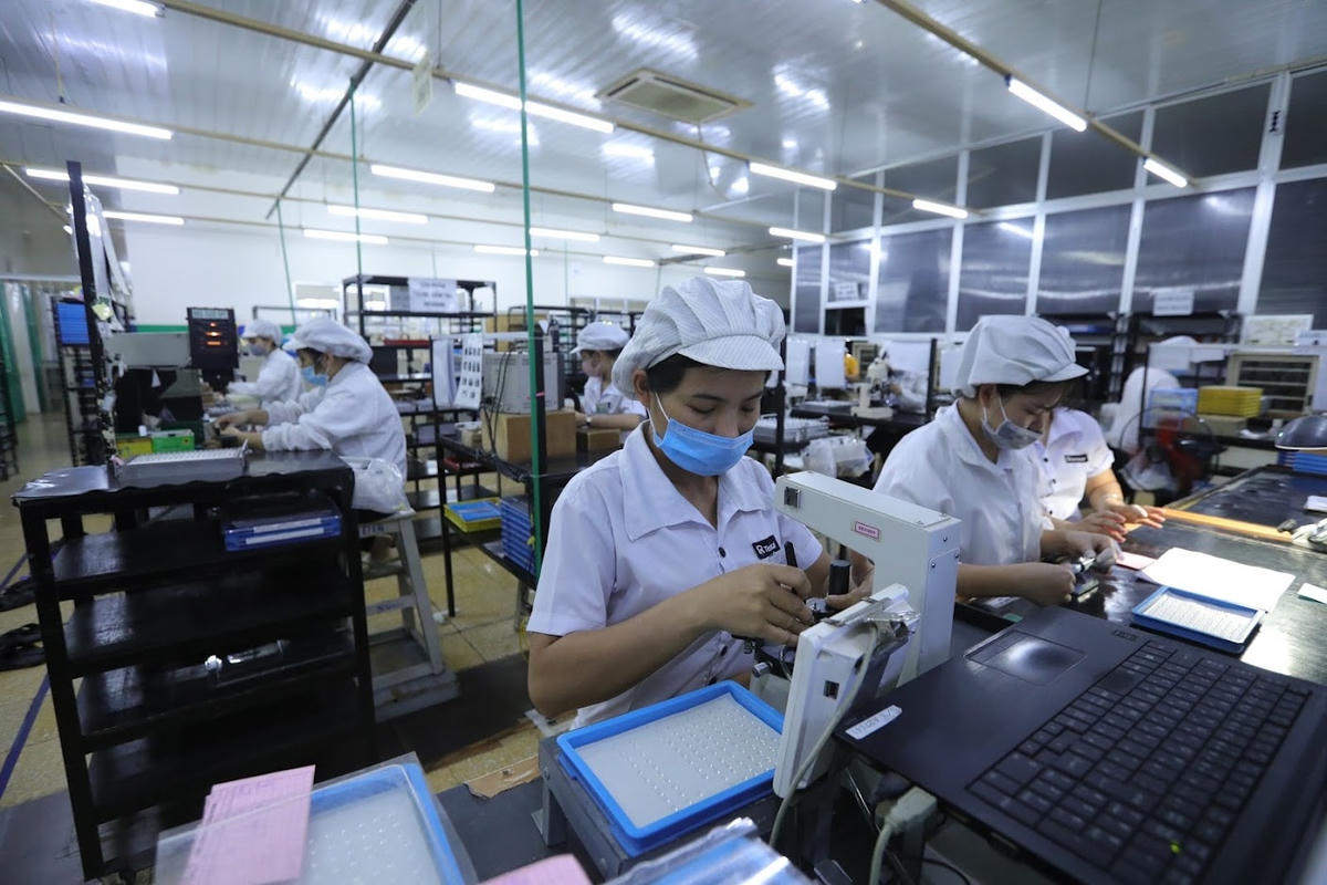 Các doanh nghiệp cần tận dụng tốt cơ hội từ các FTA để thúc đẩy xuất khẩu. Ảnh: Quang Vinh.