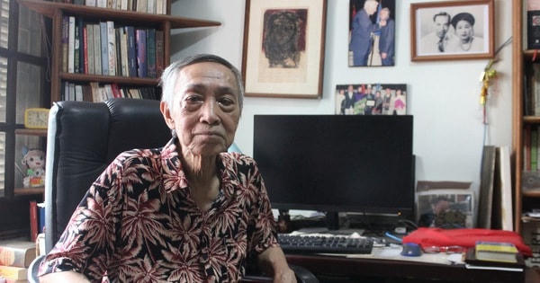 Sinh thời, nhà thơ, dịch giả Dương Tường gắn mình với con chữ.