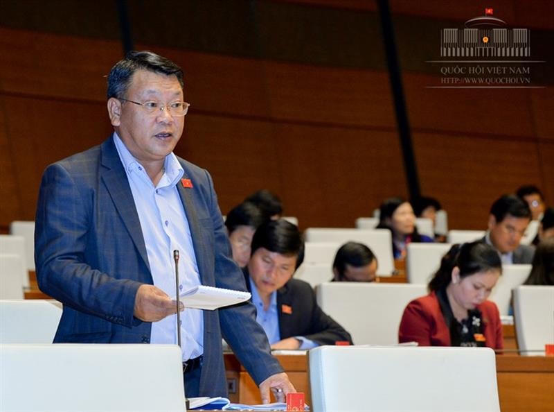 Lời hứa và thực hiện lời hứa  sau chất vấn