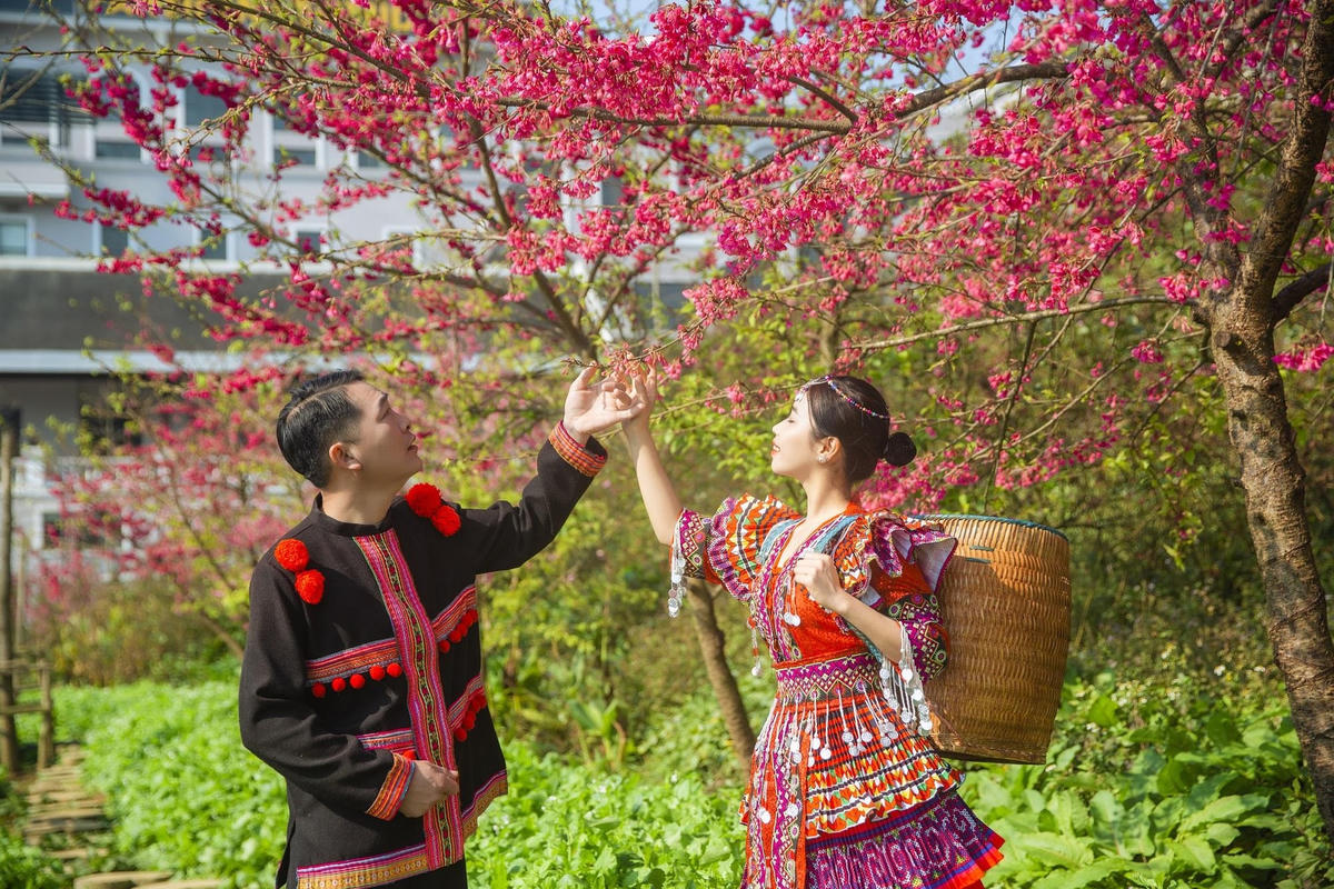 Du khách khoe loạt khoảnh khắc Valentine ngọt ngào trên khắp các Sun World