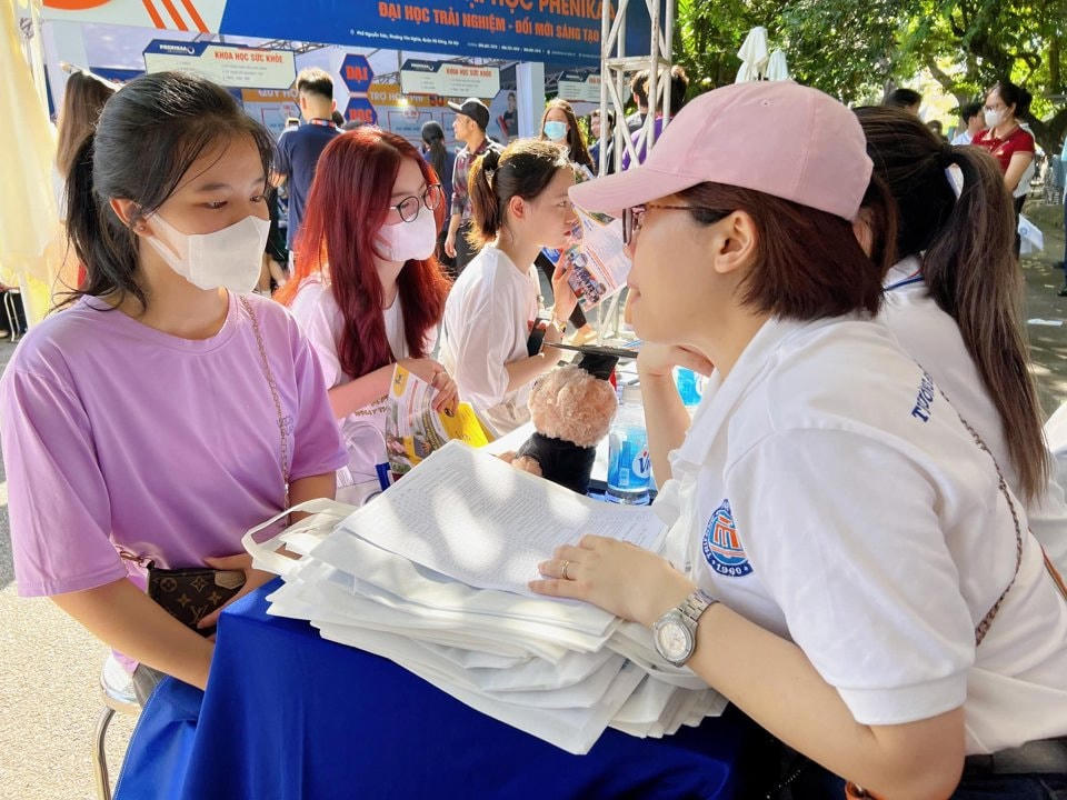 Cần phải thay đổi để học phí không phải nguồn thu chính của các trường đại học. Ảnh minh họa.