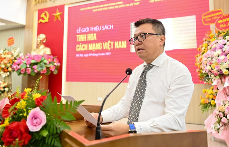 Lễ ra mắt cuốn sách 