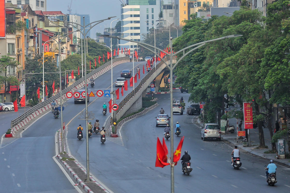 Cận cảnh loạt tuyến phố ở Hà Nội được đề xuất kinh doanh vỉa hè