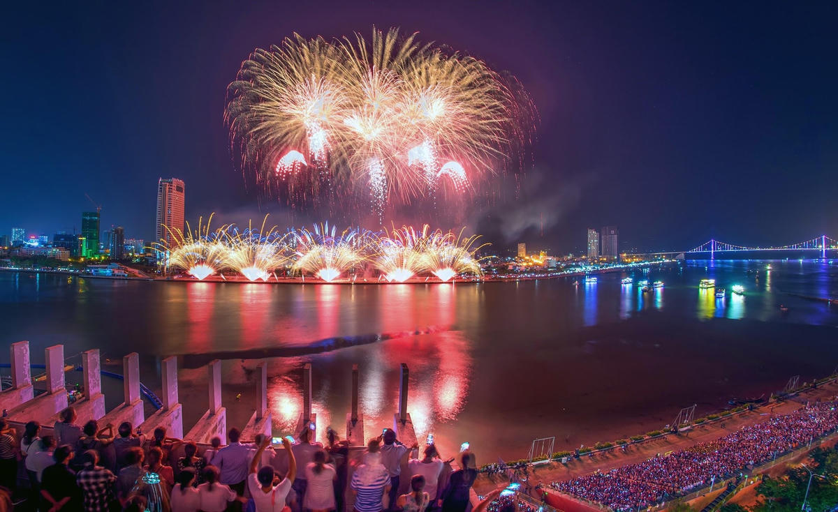 Tận hưởng Đà Nẵng cùng bữa tiệc pháo hoa DIFF 2023 và chuỗi lễ hội mùa hè rộn ràng 