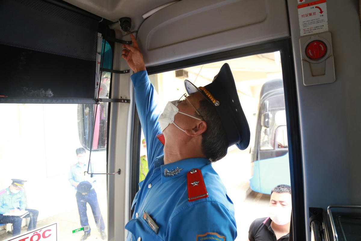 Thông qua dữ liệu thu được từ thiết bị giám sát hành trình của xe ô tô, Bộ GTVT yêu cầu kiểm tra, xử lý theo quy định đối với các trường hợp vi phạm.