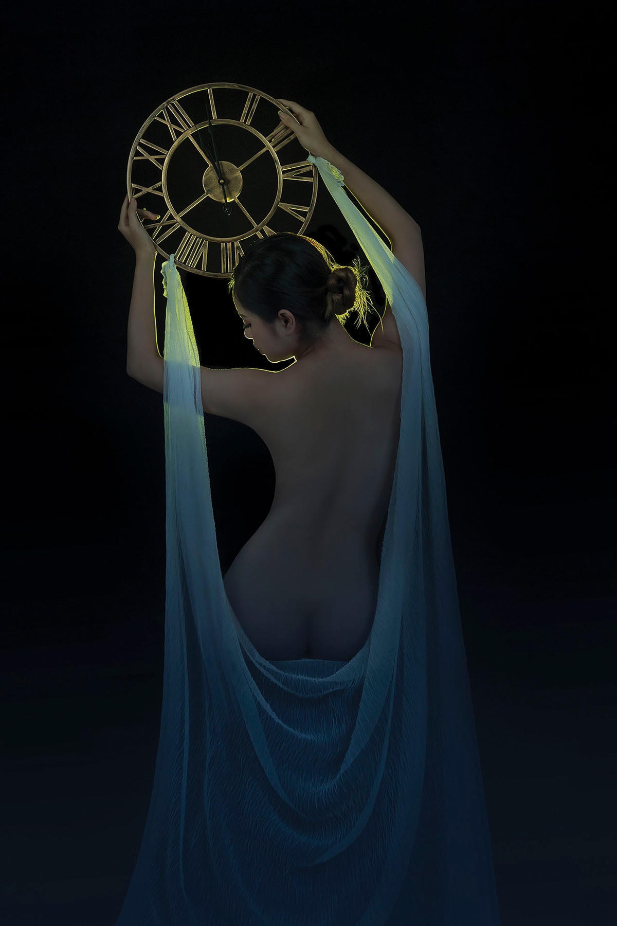 Tác phẩm “Ký ức thời gian” tác giả Nguyễn Anh Tuấn giành Huy chương Vàng ở đề tài Tự do cho ảnh màu.