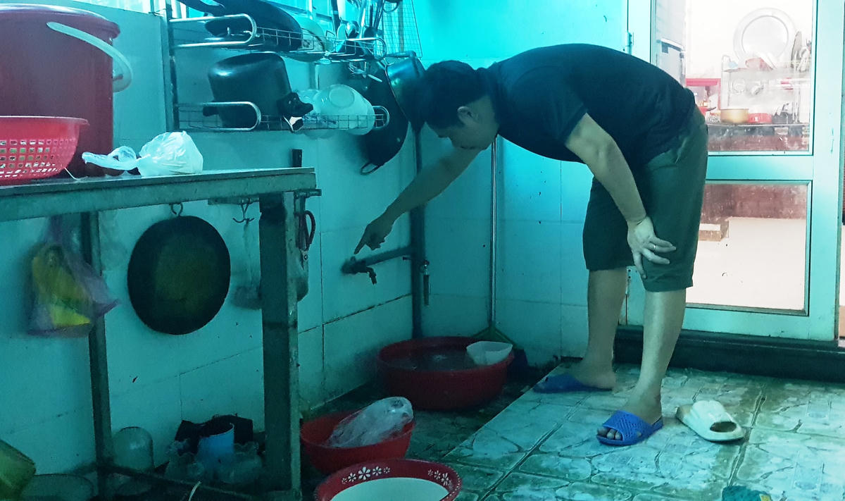 Hàng nghìn hộ dân tại phường Quảng Thành đang mong mỏi giải pháp từ nhà máy cấp nước.