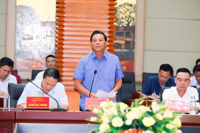 Tháng 9/2022, Chủ tịch UBND TP Hải Phòng Nguyễn Văn Tùng đối thoại với các hộ dân nuôi ngao tự phát trên địa bàn quận Hải An.