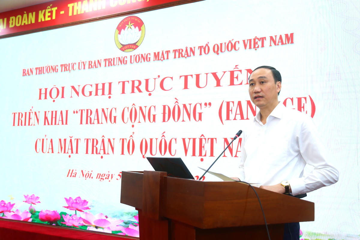 Phó Chủ tịch UBTƯ MTTQ Việt Nam Phùng Khánh Tài phát biểu tại Hội nghị.