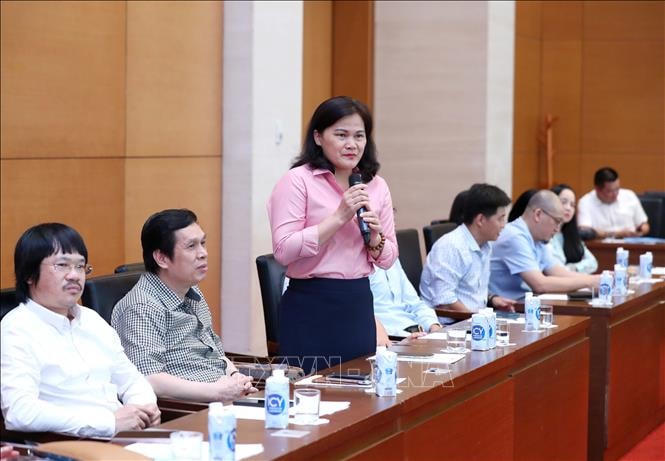 Trưởng ban Biên tập Tin trong nước, Thông tấn xã Việt Nam Nguyễn Thị Sự phát biểu tại buổi gặp mặt. Ảnh: An Đăng/TTXVN.