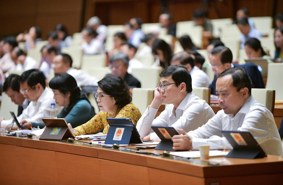 Đại biểu Quốc hội tại phiên họp chiều 31/10. Ảnh: Quang Vinh.